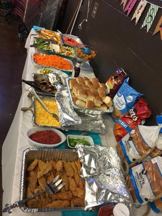 40752324_2060337373988631_3665787821592936448_n